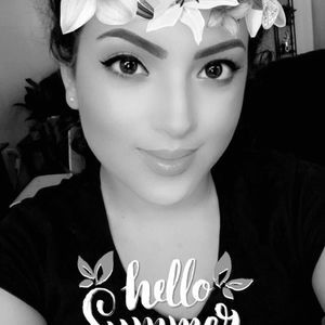 Meet your Posher, Danna